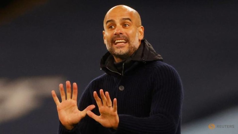 Football: Guardiola extends Man City contract to 2023 Football: Guardiola extends Man City contract to 2023