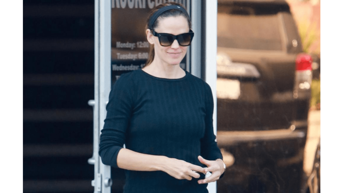 Jennifer Garner treated differently to ex Ben Affleck - 8days