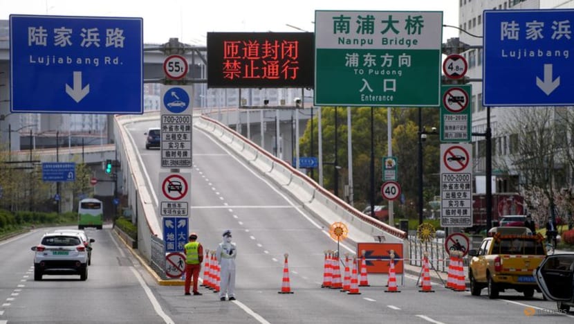 Shanghai tightens COVID-19 lockdown on second day of curbs Shanghai tightens COVID-19 lockdown on second day of curbs