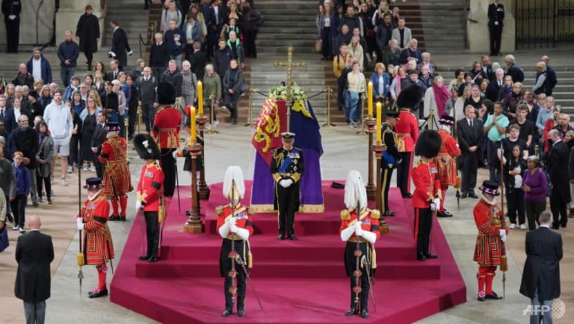 Britain, dunia ucap selamat tinggal kepada Ratu Elizabeth II