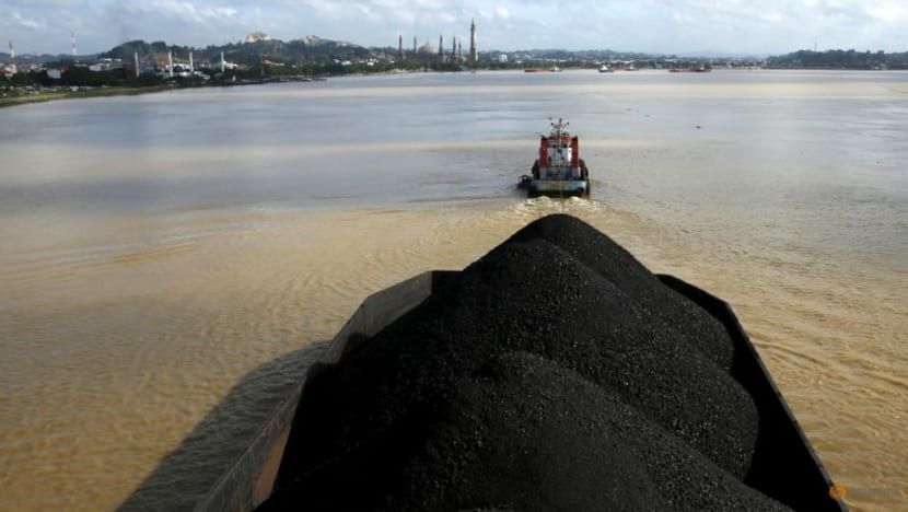 Indonesia's higher coal output target thwarted by heavy rains Indonesia's higher coal output target thwarted by heavy rains