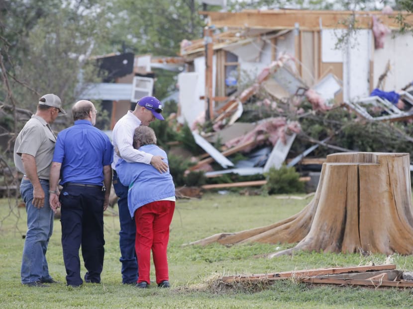 Tornadoes in southern Plains, destroy homes, flip cars