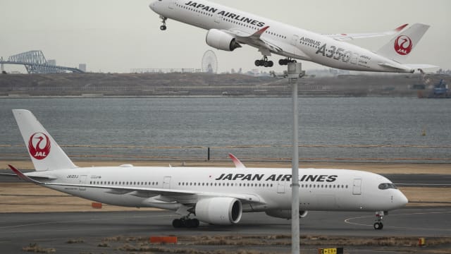日本航空公司三年来首次转亏为盈