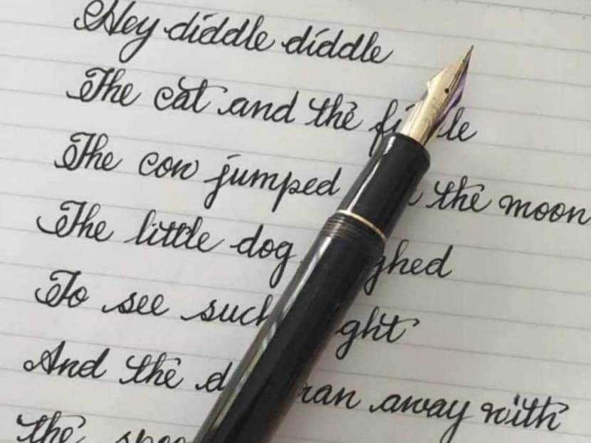 Calligraphy hot sale pen writing