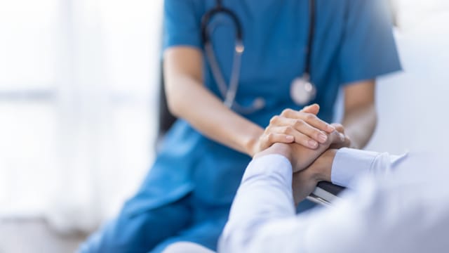 王乙康：新的私人医院住院费用 是管理医疗成本其中一个战略