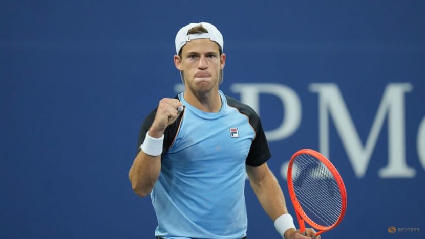 Tennis:Schwartzman sees off Anderson after weather delay to reach third round Tennis:Schwartzman sees off Anderson after weather delay to reach third round