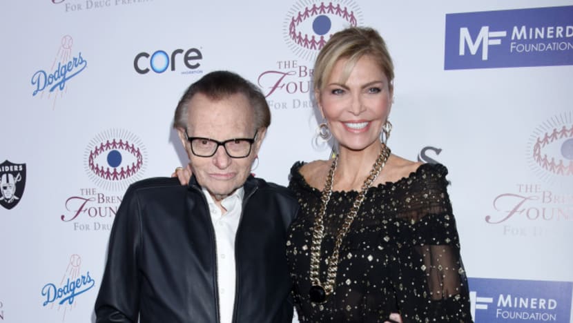 Larry King's Estranged Wife To Contest His Amended Will