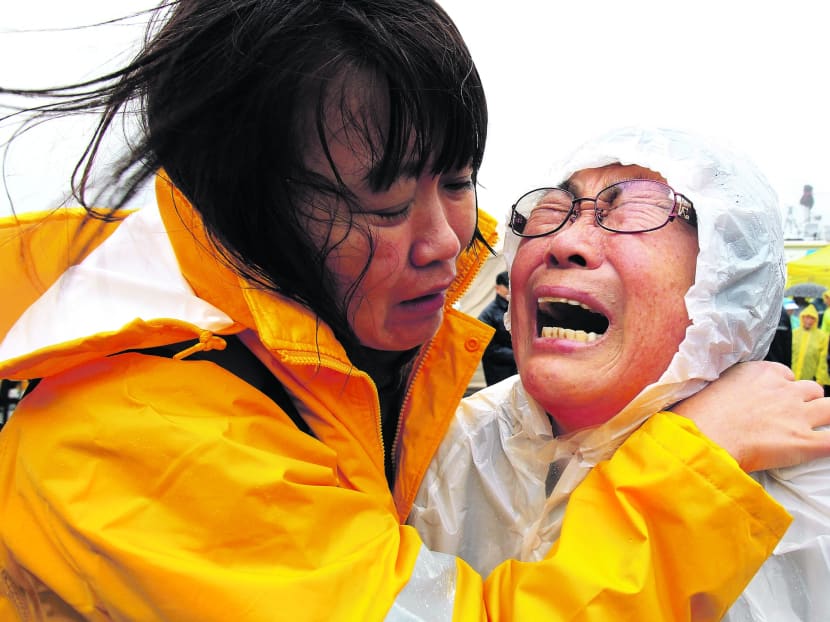 Gallery: Ferry disaster: 14 dead, 282 still missing