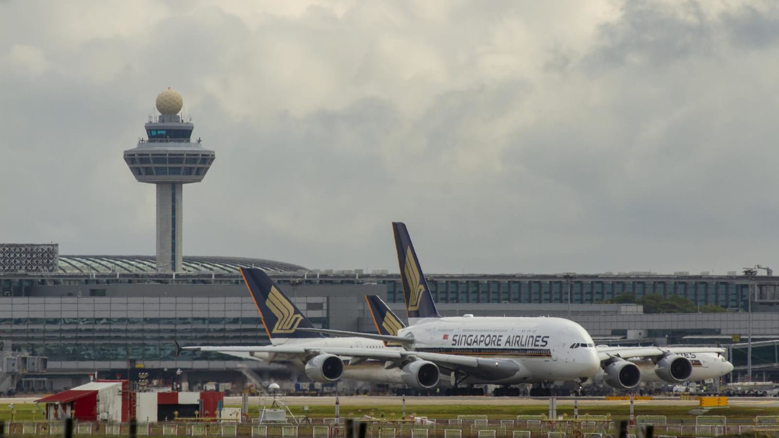 Commentary: Why impose a sustainable aviation fuel levy on passengers flying from Singapore?