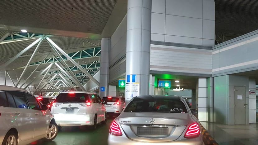 Dip in tourists visiting Malaysia from Singapore because of congestion at Johor checkpoint: Bakhtiar Dip in tourists visiting Malaysia from Singapore because of congestion at Johor checkpoint: Bakhtiar