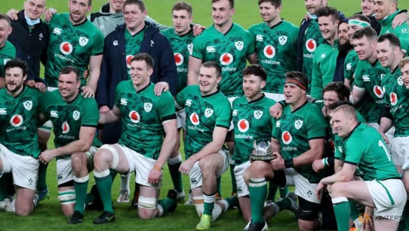 Rugby-Ireland find their form with 32-18 England thrashing Rugby-Ireland find their form with 32-18 England thrashing