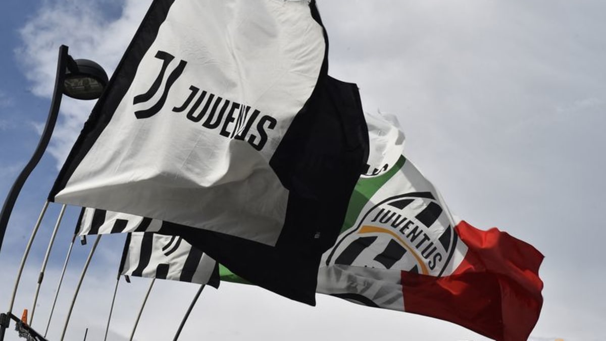 Juventus berusaha menjaga harapan empat besar tetap hidup melawan Milan