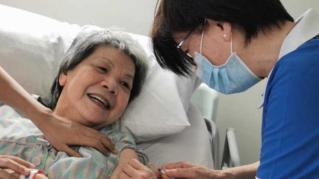 李总理呼吁乐龄人士尽快接种第二剂疫苗追加剂