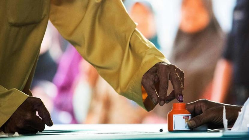 Malaysia Tables Bill To Lower Voting Age From 21 Years Old To 18 Years Old Cna
