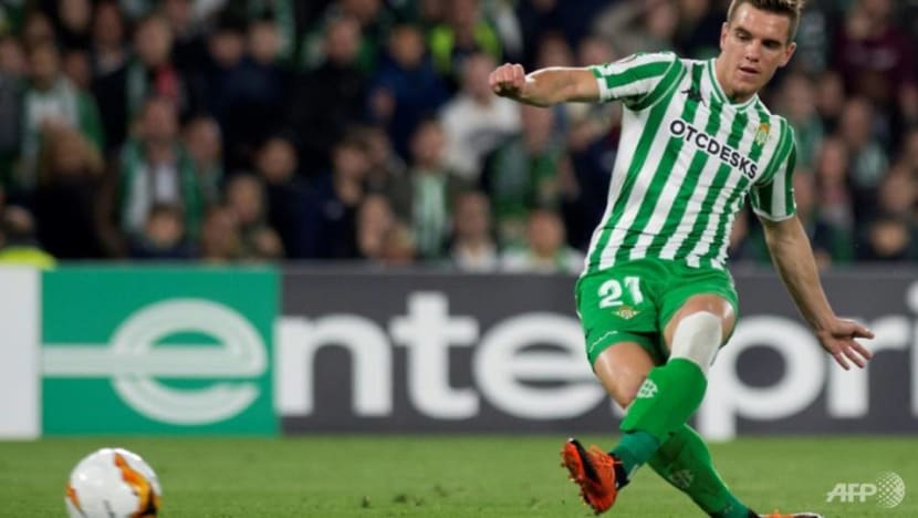 Football: Tottenham, Arsenal splash cash on Premier League deadline day Football: Tottenham, Arsenal splash cash on Premier League deadline day