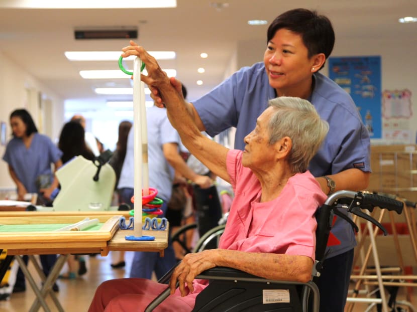 St Andrew’s Community Hospital’s new 
22-bed dementia ward is furnished with antique homeware and furniture to evoke old memories. 
Photo: Don Wong