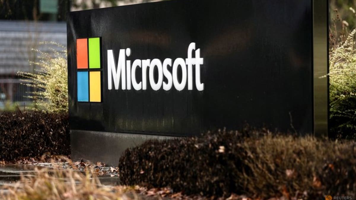 Bisnis cloud Microsoft menjaga keuntungan tetap mengalir di masa-masa sulit