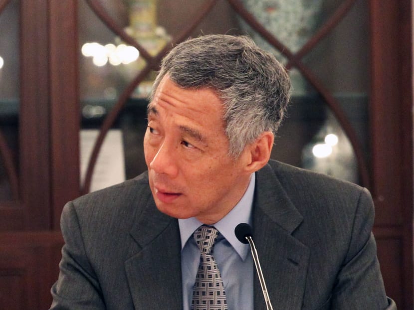 Prime Minister Lee Hsien Loong speaks with ASEAN media on June 4, 2015. Photo: Ministry of Communications and Information