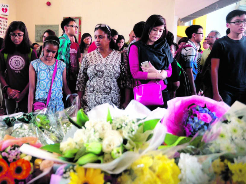 Well wishers at Tanjong Katong Primary School. Photo: Jason Quah/TODAY