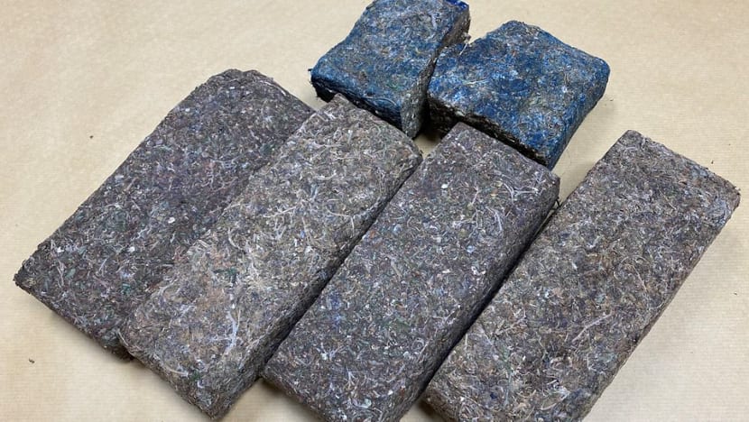 Driver arrested after S$27,000 worth of cannabis found in car at Tuas Checkpoint Driver arrested after S$27,000 worth of cannabis found in car at Tuas Checkpoint