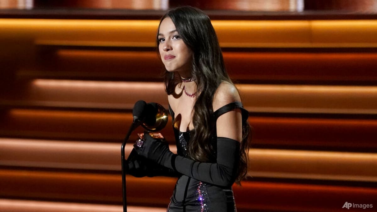 Grammy Awards 2022: Jon Batiste memenangkan 5 trofi, Olivia Rodrigo memenangkan 3