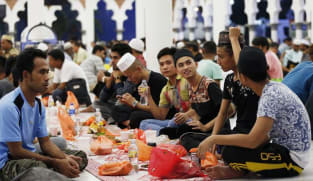 NOTA DARI KL: Ramadan, Puasa dan Keangkuhan Ketuanan Melayu 