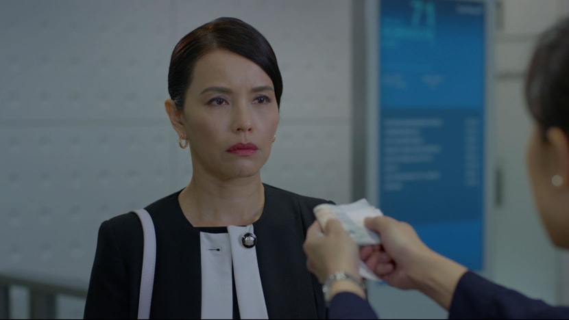 The Jason Hahn Files: Zoe Tay Is So Serious In Dark Angel But Her Hair Looks Smashing The Jason Hahn Files: Zoe Tay Is So Serious In Dark Angel But Her Hair Looks Smashing