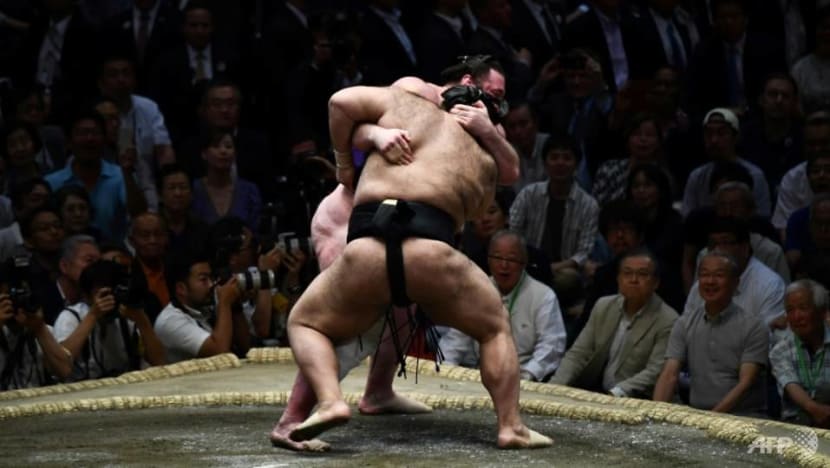 Shock as Japan sumo wrestler dies after head injury Shock as Japan sumo wrestler dies after head injury