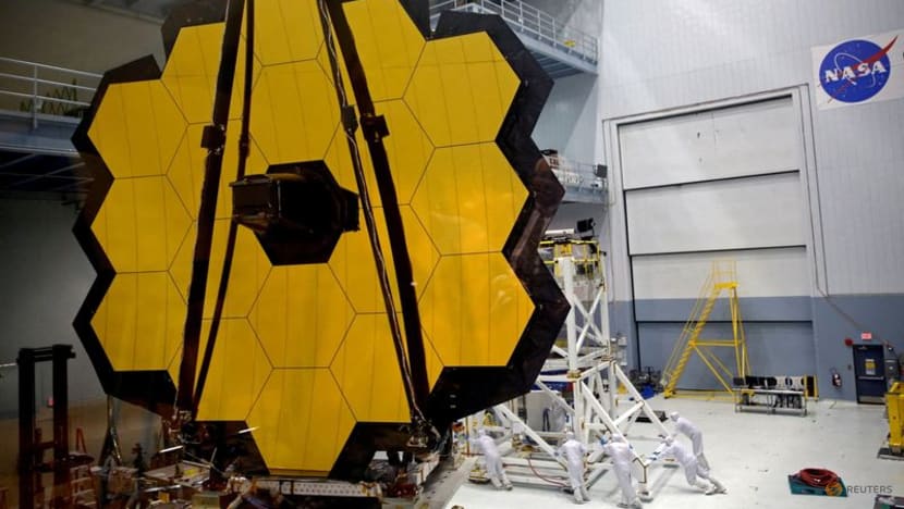 Tiny meteoroid bops $10 billion Webb space telescope Tiny meteoroid bops $10 billion Webb space telescope