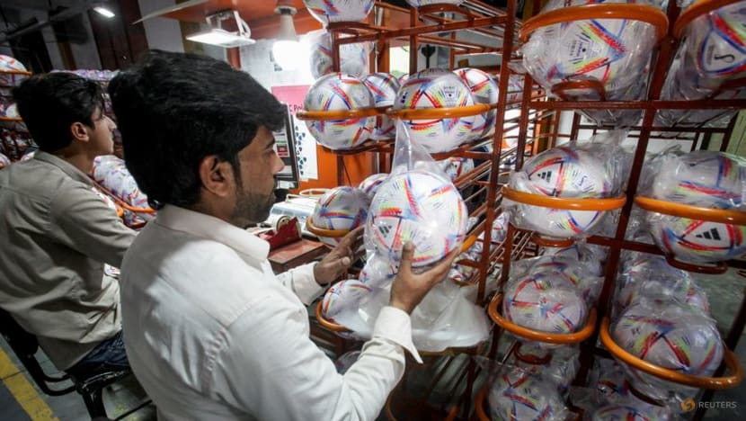Adidas hotsell futbol factory