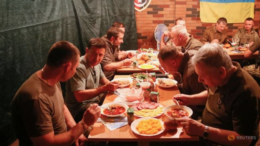 Ukraine expects to swap 100 prisoners with Russian-backed separatists within weeks Ukraine expects to swap 100 prisoners with Russian-backed separatists within weeks