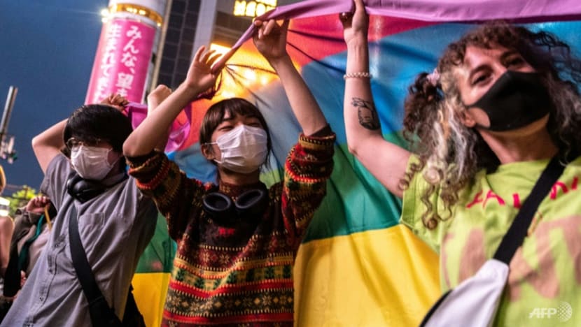 Tokyo starts recognising same-sex relationships Tokyo starts recognising same-sex relationships
