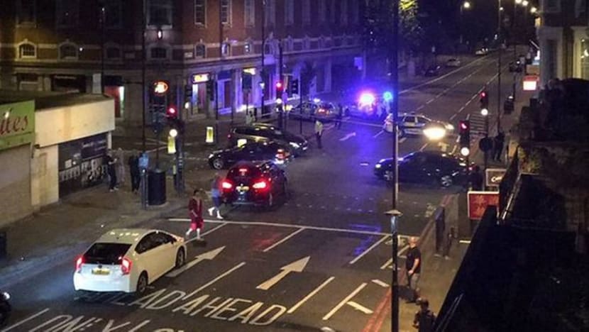 'Sejumlah' orang cedera selepas van rempuh pejalan kaki di London