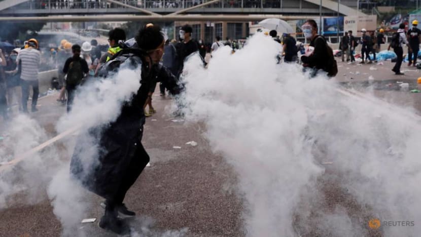 Hong Kong police arrest 11, Beijing voices support for action against 'riots' Hong Kong police arrest 11, Beijing voices support for action against 'riots'
