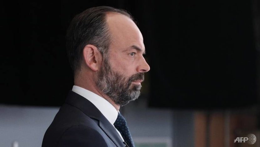 French transport strike drags on despite government compromise on pensions French transport strike drags on despite government compromise on pensions