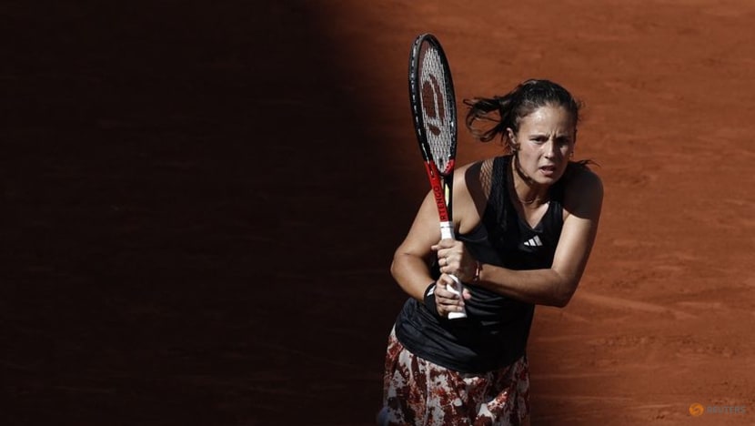 Svitolina returns to French Open quarter-finals by downing Kasatkina