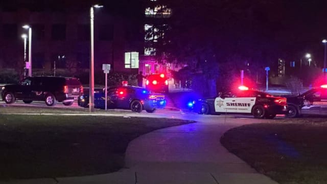 美国密歇根州立大学发生枪击案三死五伤 枪手自轰身亡