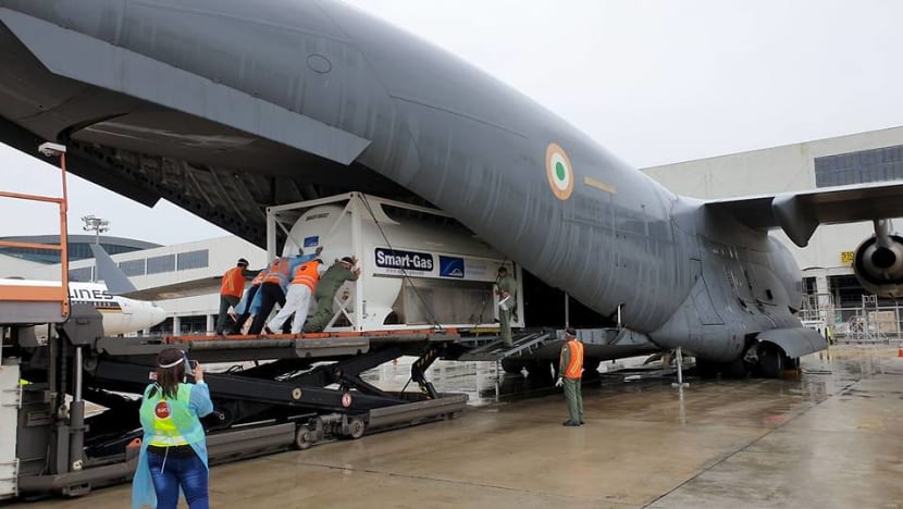 Oxygen, ventilators from Singapore sent to help in India's COVID-19 crisis Oxygen, ventilators from Singapore sent to help in India's COVID-19 crisis