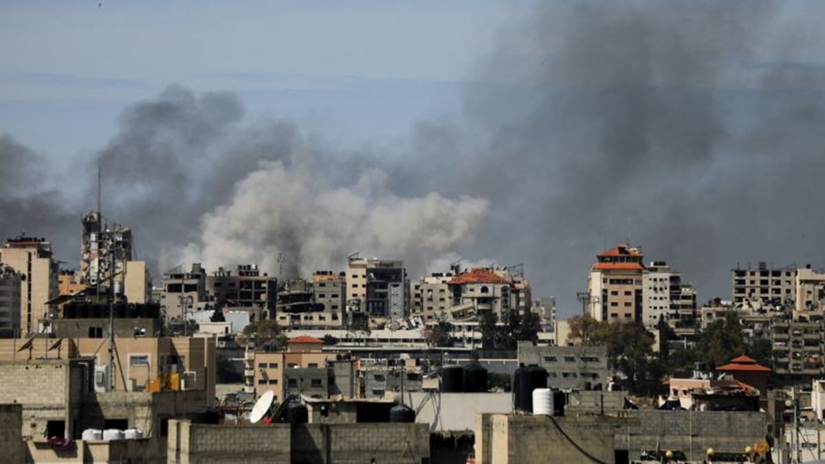 Battles rage around Gaza's Al Shifa hospital, Israel says 170 gunmen dead
