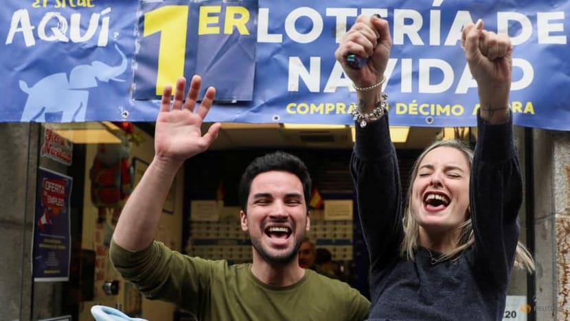 'Fat One' lottery spreads Christmas cash and joy across Spain