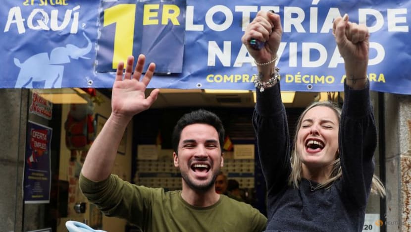 'Fat One' lottery spreads Christmas cash and joy across Spain 'Fat One' lottery spreads Christmas cash and joy across Spain