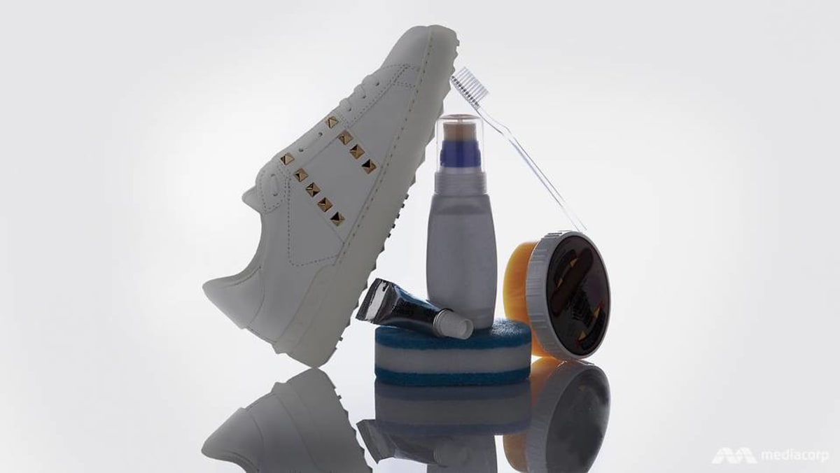 Caught in the rain Here s how to keep your white sneakers in