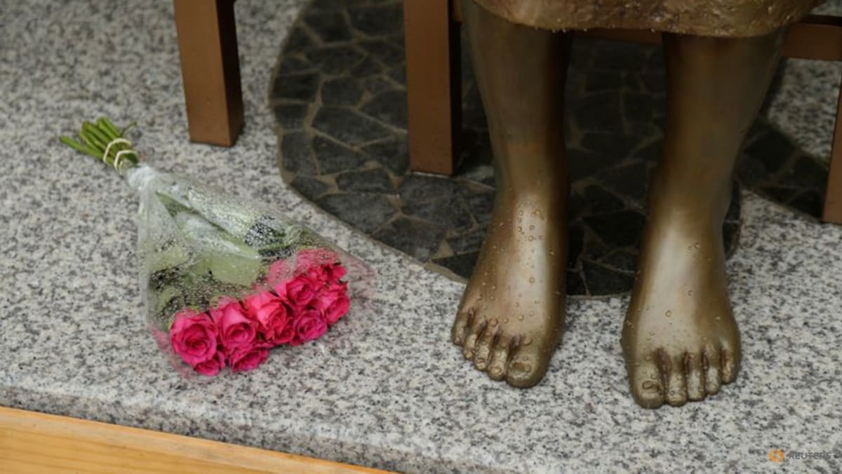 South Korea Court Orders Japan To Compensate Comfort Women Reverses Earlier Ruling Today