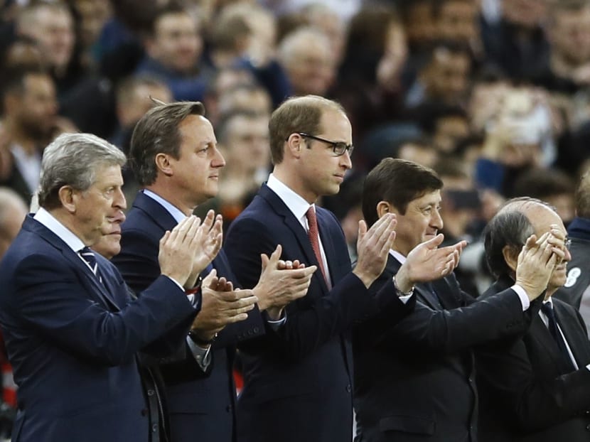 England beats France 2-0 after tributes to Paris victims