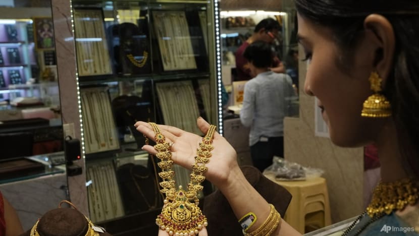 Forget gold, many settle for silver instead ahead of India's auspicious Deepavali festival Forget gold, many settle for silver instead ahead of India's auspicious Deepavali festival