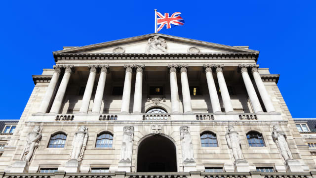 英国央行宣布上调利率25个基点至4.25%