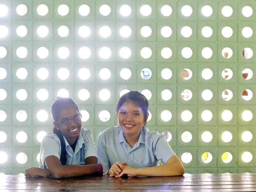 Rojan (left) is accepted into ITE College East’s nursing course, while Shi Hui is eligible for promotion to Sec 5. Photo: Don Wong
