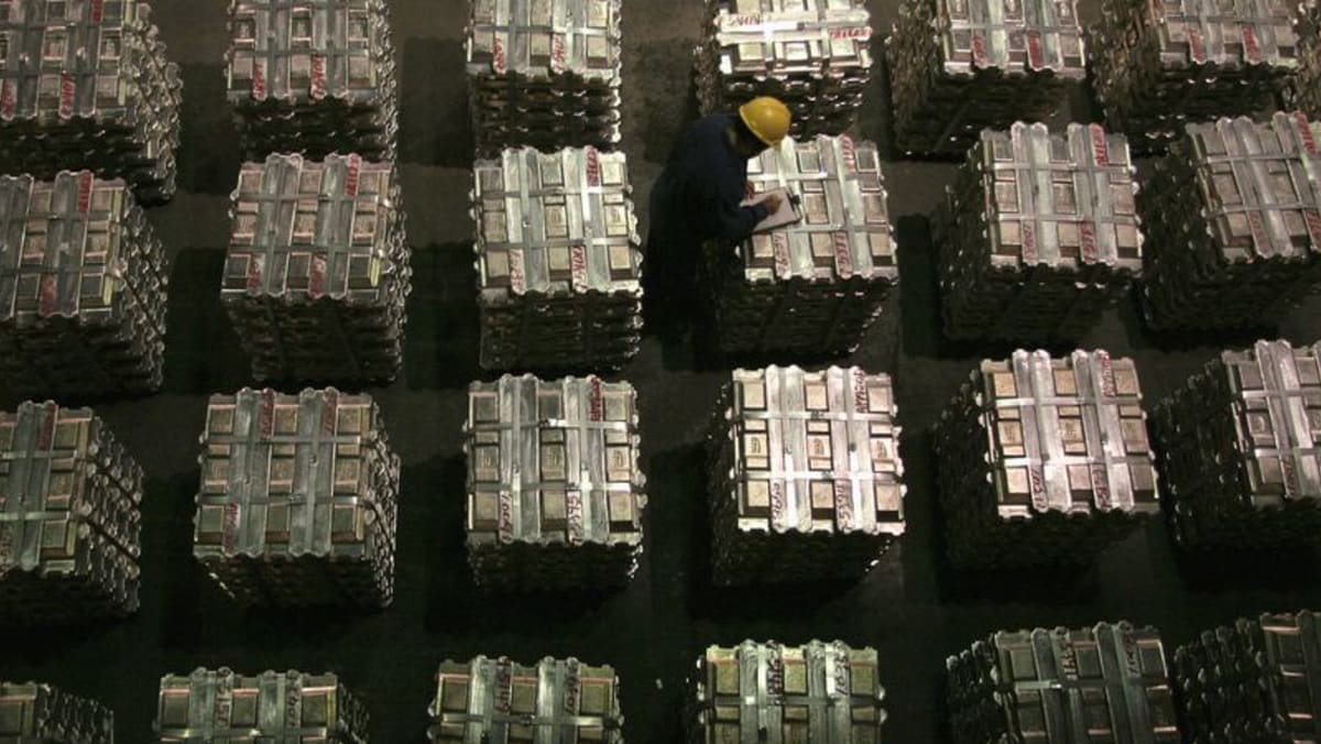 中国6月铝价同比下跌36.3%
