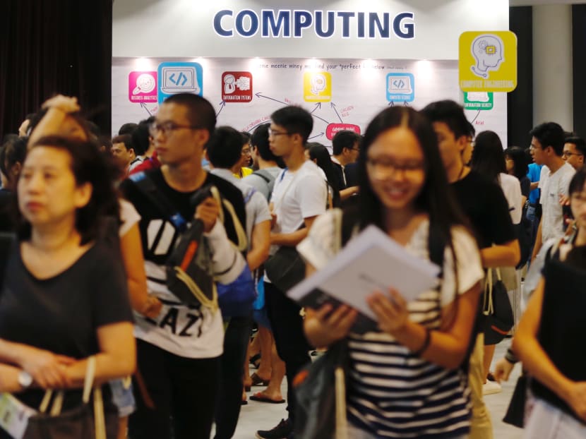 Computer Science students and interested applicants at the NUS Computing Open Day on Saturday (March 10). Photo: Najeer Yusof/TODAY