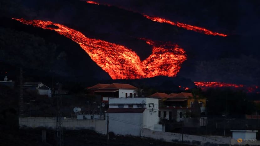 Volcano lava forces more evacuations in Spain's La Palma Volcano lava forces more evacuations in Spain's La Palma